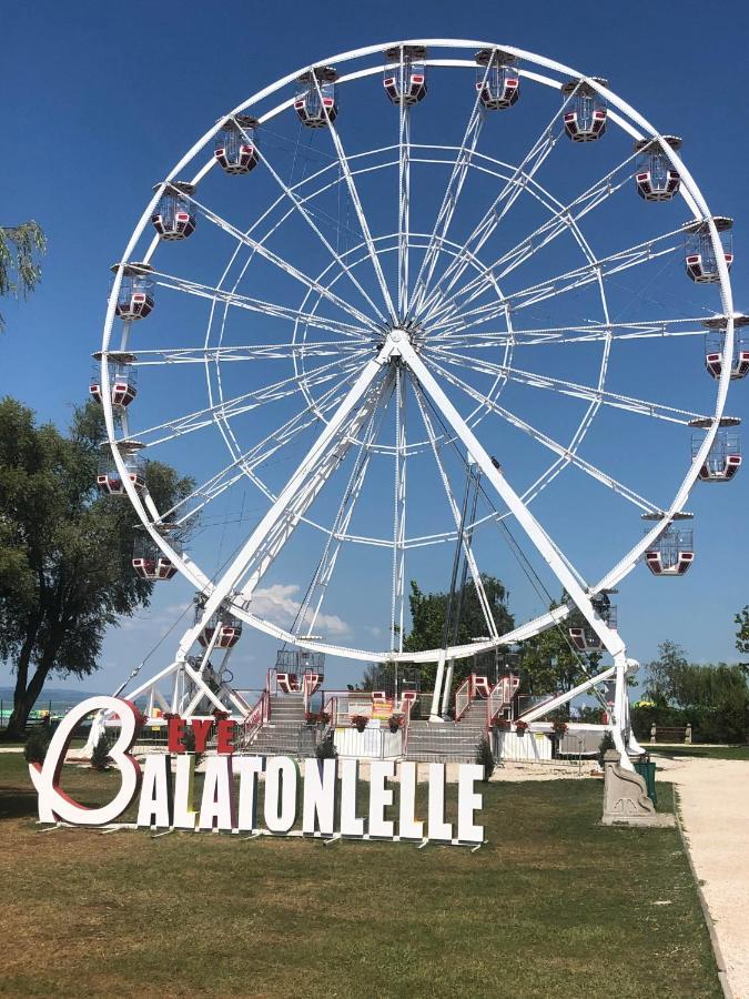 Francoise Szallo Balatonlelle Exterior photo